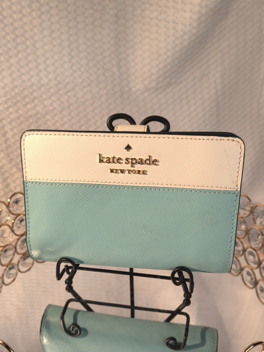 kate spade Cream and Light Blue Poolside Colorblock Compact Wallet NWT $189